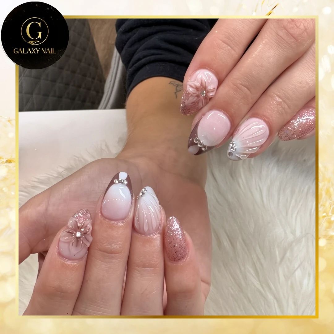 Nail Oct 01